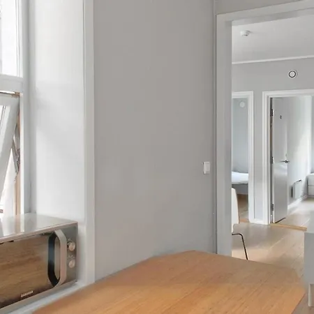 Private Room, Double Bed, Quiet And Central. Sm42 * Μπέργκεν